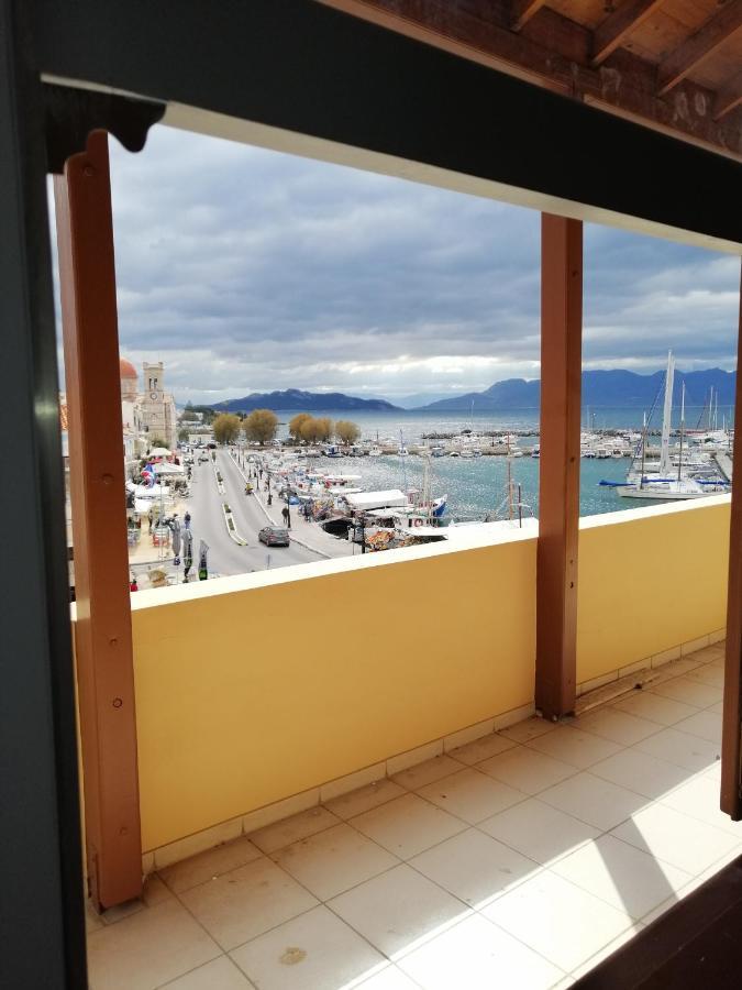 Aegina Port Apt 2-Διαμέρισμα Στο Λιμάνι Της Αίγινας 2 外观 照片