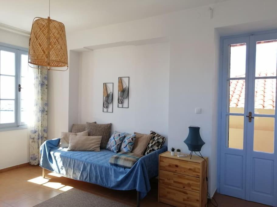 Aegina Port Apt 2-Διαμέρισμα Στο Λιμάνι Της Αίγινας 2 外观 照片