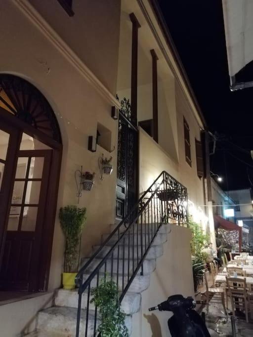 Aegina Port Apt 2-Διαμέρισμα Στο Λιμάνι Της Αίγινας 2 外观 照片