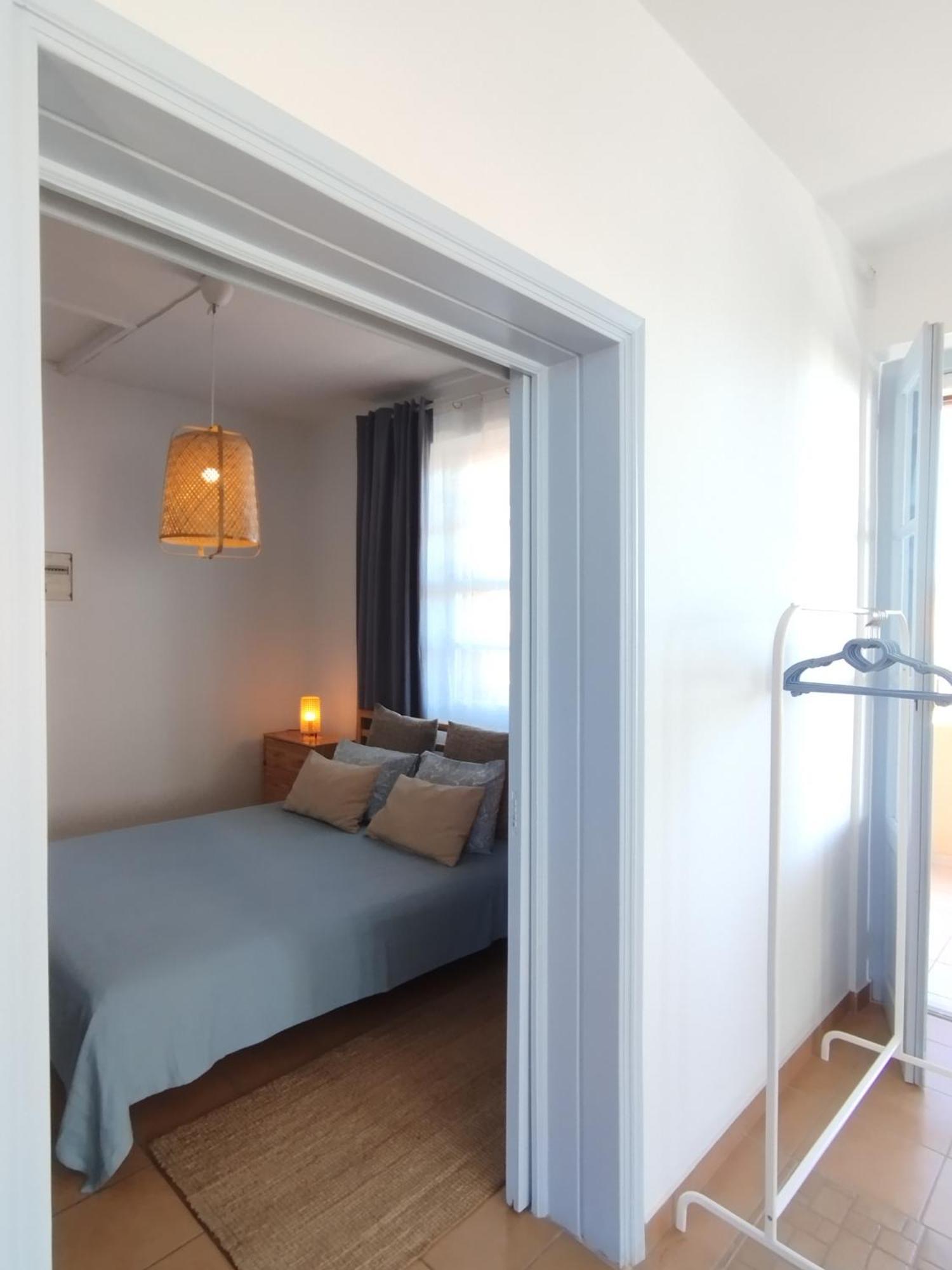 Aegina Port Apt 2-Διαμέρισμα Στο Λιμάνι Της Αίγινας 2 外观 照片